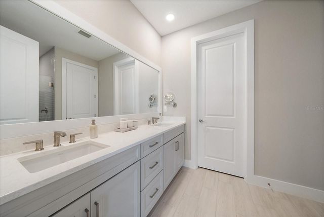 18567 DAYSPRING PLACE, Venice, FL 34293