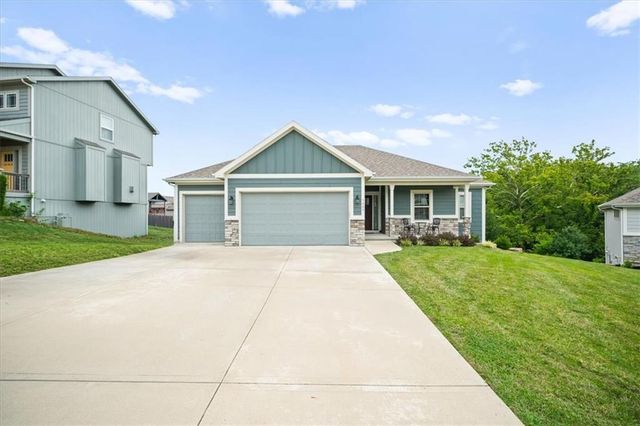 7365 N Lamar Drive, Kansas City, MO 64152