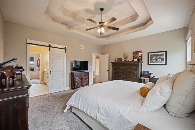 7365 N Lamar Drive, Kansas City, MO 64152