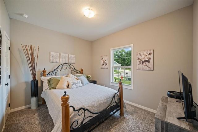 7365 N Lamar Drive, Kansas City, MO 64152