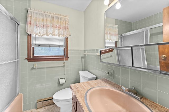 1000 Main Street, Somers, CT 06071