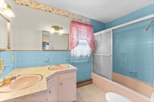 1000 Main Street, Somers, CT 06071