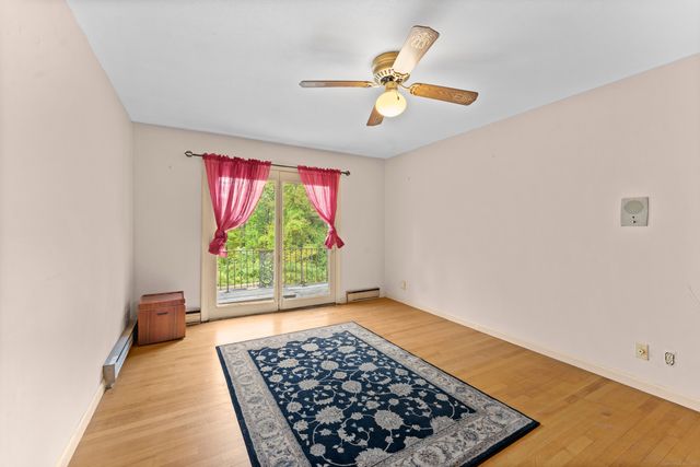 1000 Main Street, Somers, CT 06071