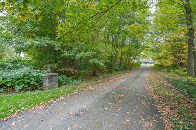 1000 Main Street, Somers, CT 06071