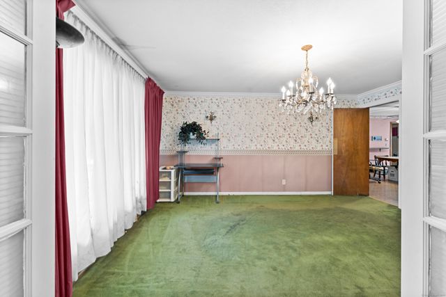 1000 Main Street, Somers, CT 06071