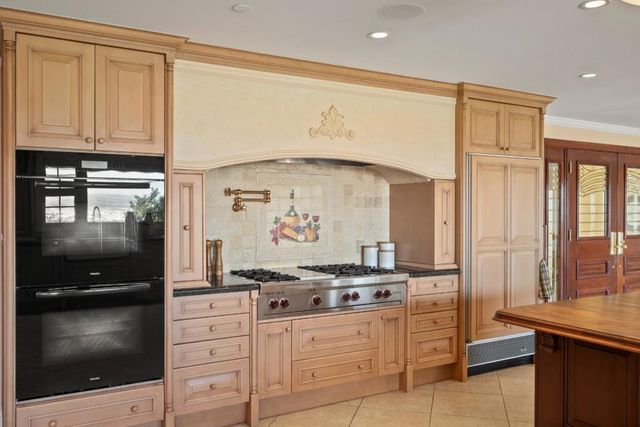 1111 Eden Bower Lane, Redwood City, CA 94061