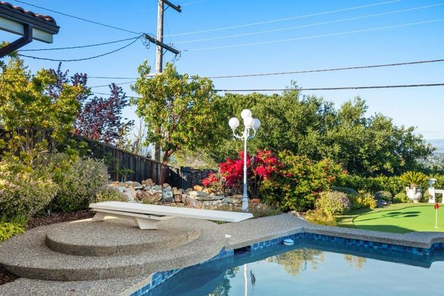 1111 Eden Bower Lane, Redwood City, CA 94061