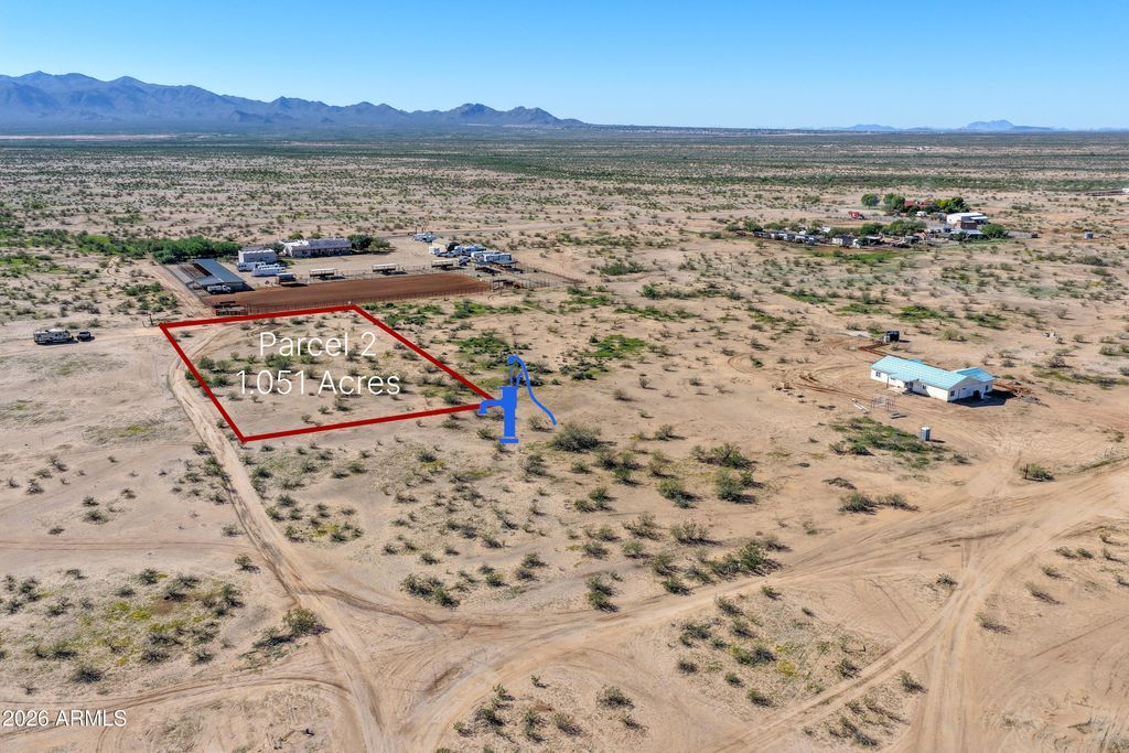 2 239th Avenue -, Wittmann, AZ 85361 — exterior