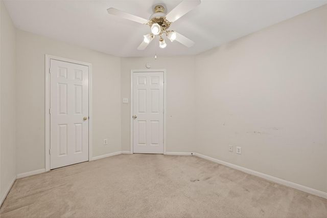 1111 Summer Brk, Sugar Land, TX 77479