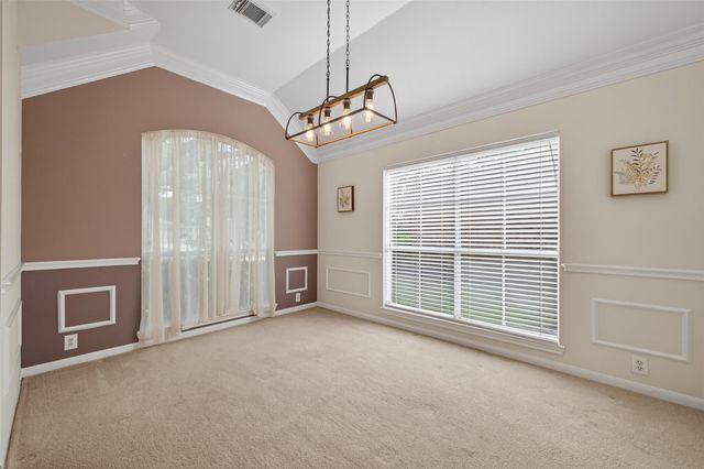 1111 Summer Brk, Sugar Land, TX 77479