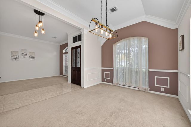 1111 Summer Brk, Sugar Land, TX 77479