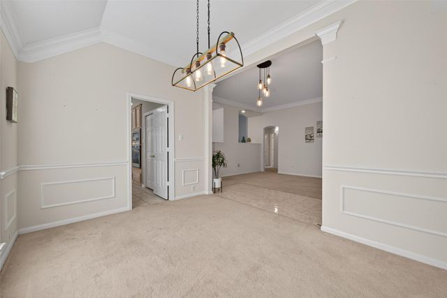 1111 Summer Brk, Sugar Land, TX 77479