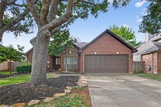1111 Summer Brk, Sugar Land, TX 77479