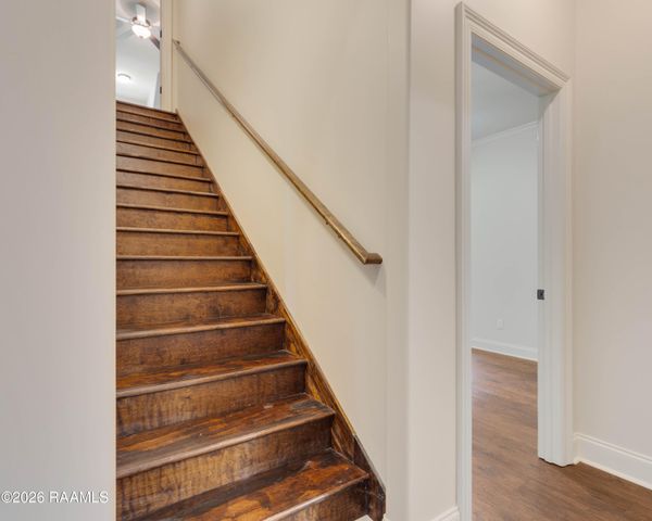 112 Heathwood Drive, Broussard, LA 70518