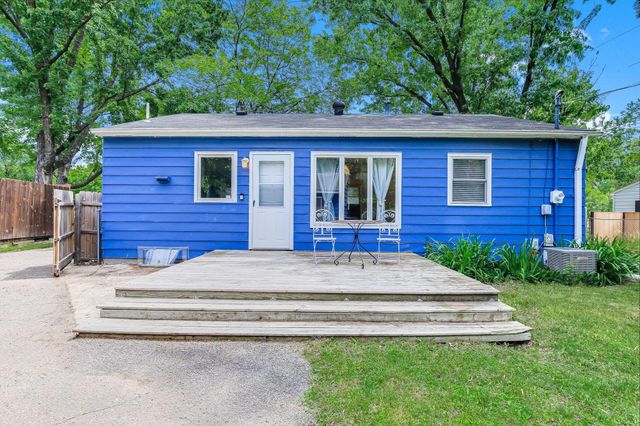 5895 Quebec Avenue N, Crystal, MN 55428