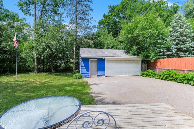 5895 Quebec Avenue N, Crystal, MN 55428