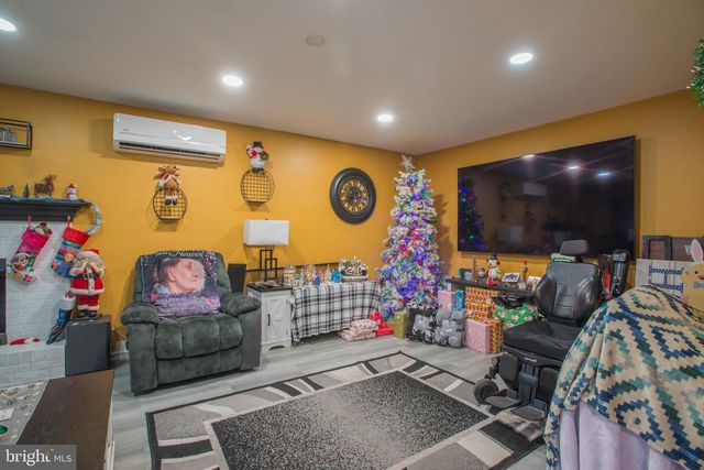 6681 SOMERSET ST, Harrisburg, PA 17111