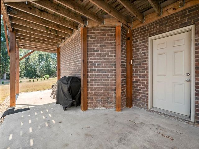 190 Silver Ridge Road, Covington, GA 30016