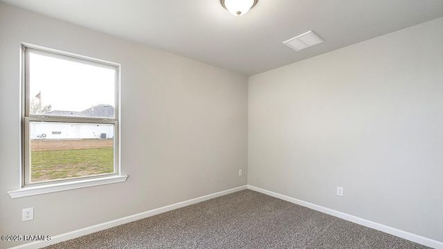 101 Lake Oak Drive, Lafayette, LA 70507