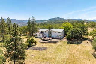 3850 E Antelope Road, Eagle Point, OR 97524
