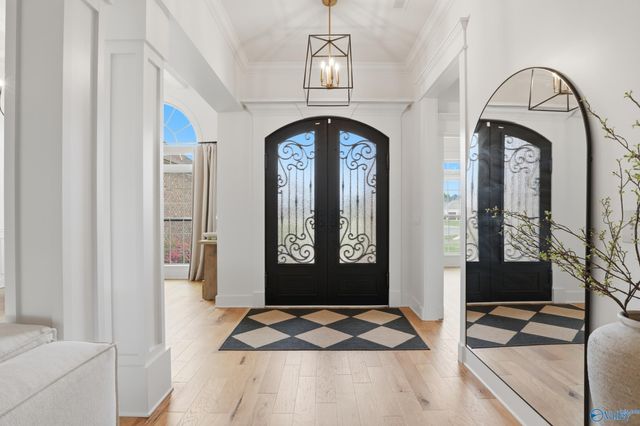 188 Earl Vaughn Drive, Huntsville, AL 35806