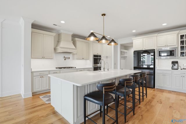 188 Earl Vaughn Drive, Huntsville, AL 35806