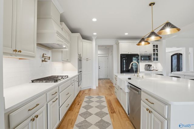 188 Earl Vaughn Drive, Huntsville, AL 35806