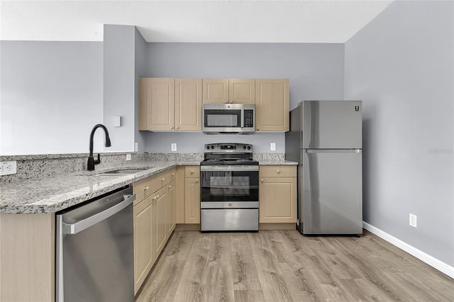 2336 SILVER PALM DRIVE, Kissimmee, FL 34747