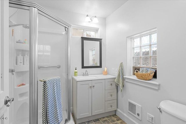 1043 Thelma Way, Grants Pass, OR 97527
