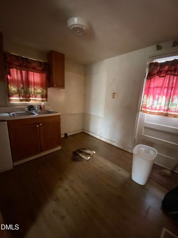 148 East Street, Milton, NC 27305