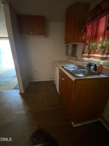 148 East Street, Milton, NC 27305