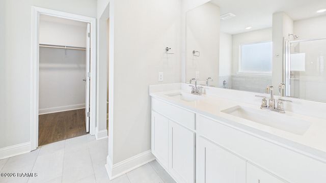 103 Acadian Falls Drive, Broussard, LA 70518