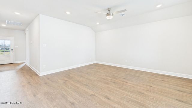 103 Acadian Falls Drive, Broussard, LA 70518