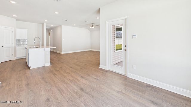 103 Acadian Falls Drive, Broussard, LA 70518