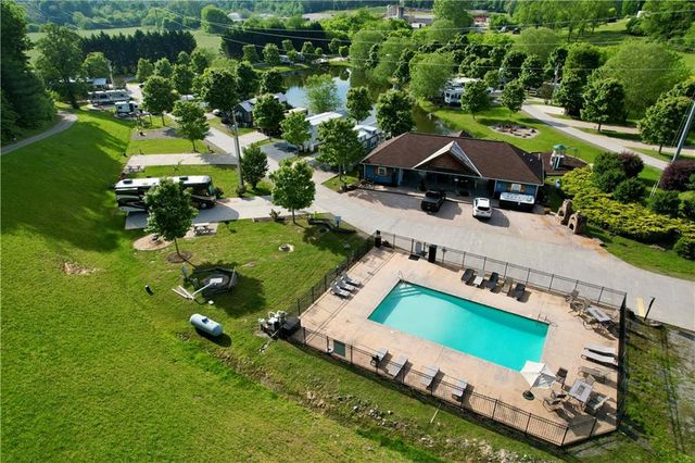 161 Mountain Meadows Drive, Morganton, GA 30560