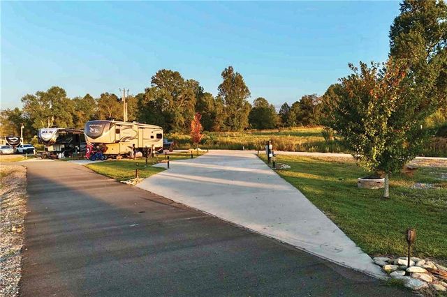 161 Mountain Meadows Drive, Morganton, GA 30560