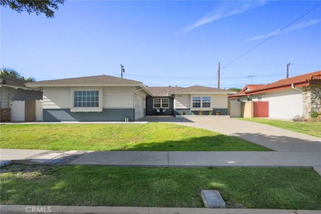 6091 Kimberly Drive, Huntington Beach, CA 92647