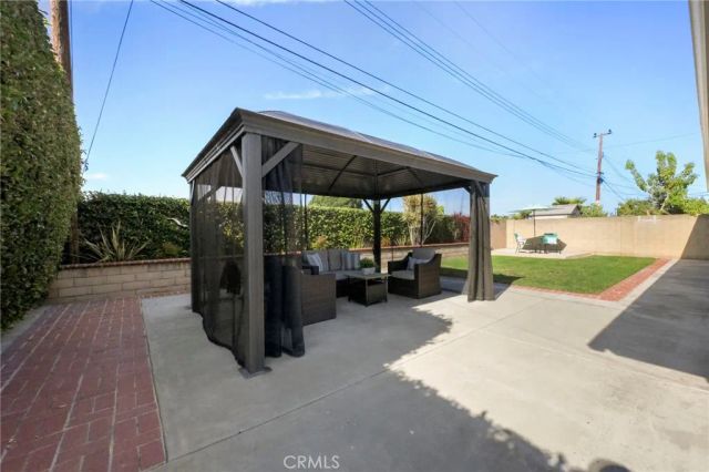 6091 Kimberly Drive, Huntington Beach, CA 92647