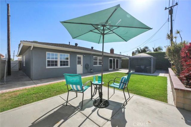 6091 Kimberly Drive, Huntington Beach, CA 92647