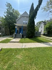 609 Emmet Street, Ypsilanti, MI 48197