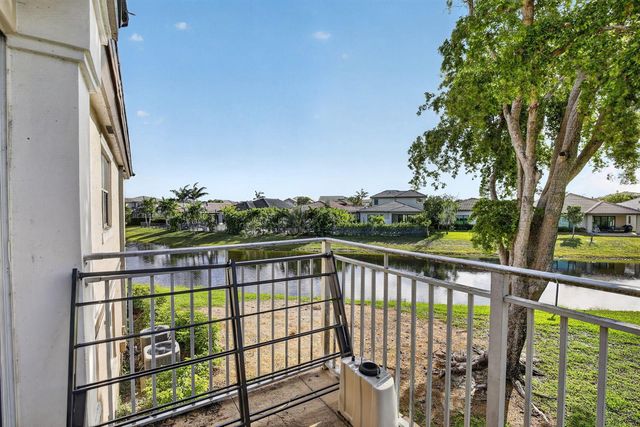 1250 SW 113TH Terrace 201, Pembroke Pines, FL 33025