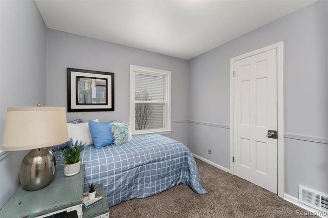 4190 2nd Street, Wayne, MI 48184