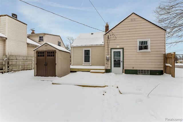 4190 2nd Street, Wayne, MI 48184