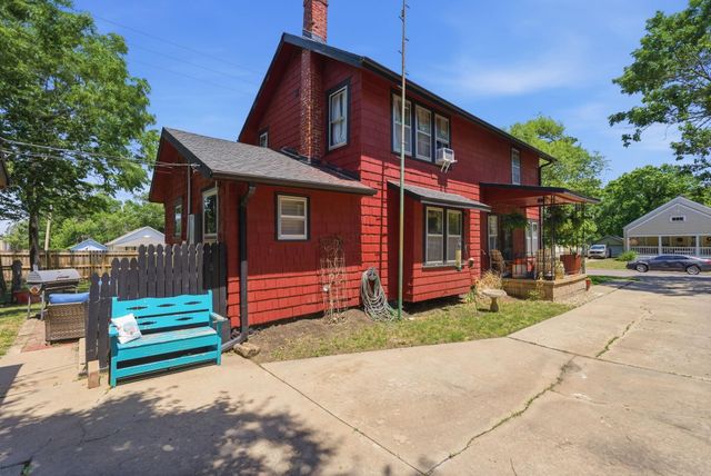 627 N Topeka Ave, El Dorado, KS 67042