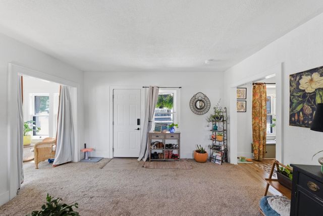 627 N Topeka Ave, El Dorado, KS 67042