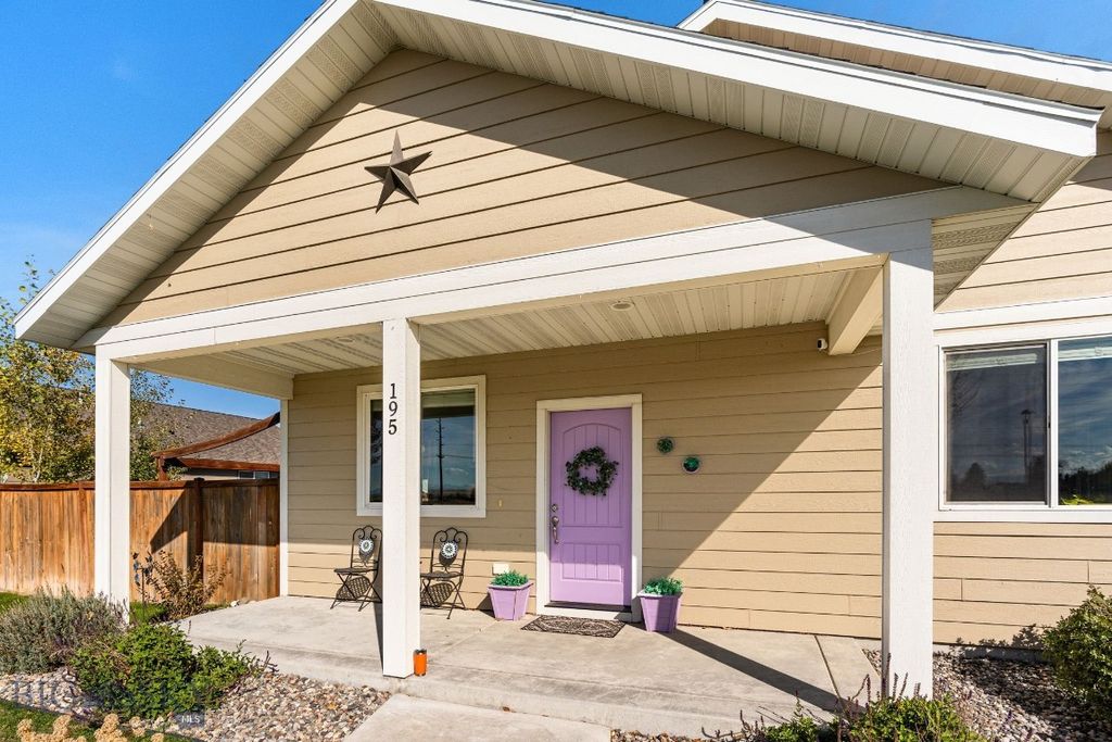 195 Centennial Village, Manhattan, MT 59741 photo 2