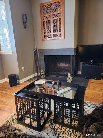 206 Sunrise Hill Road 206, Norwalk, CT 06851