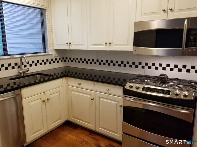 206 Sunrise Hill Road 206, Norwalk, CT 06851