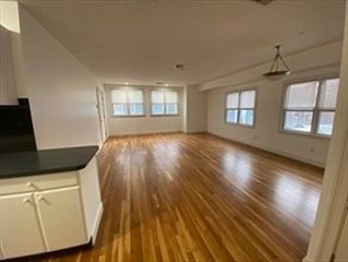 240 East 8th St 2, Boston, MA 02127