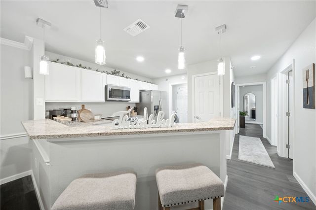 7323 Snowden Road 2201, San Antonio, TX 78240